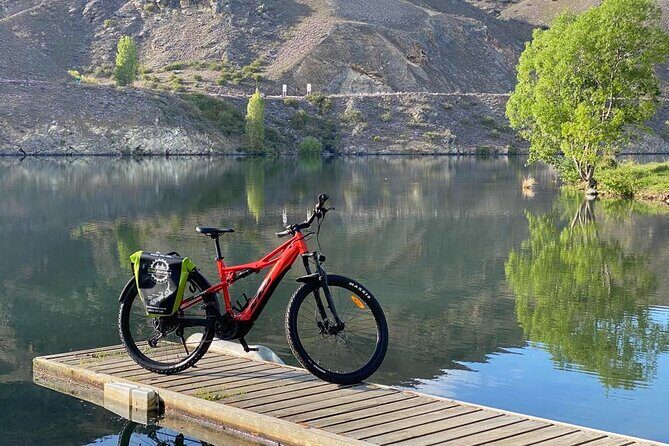 Lake Dunstan Discovery Day Tour by eBike with Shuttle - A Detailed Look at the Lake Dunstan Discovery eBike Tour
