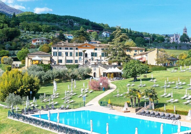 Lake Garda: Hotel Villa Cariola Pool Entry Ticket - Key Points