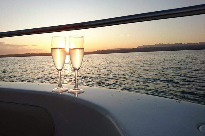 Lake Garda Sunset Cruise from Sirmione with Prosecco - Who Should Consider This Tour?