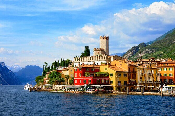 Lake Garda Tour aboard a Venetian Taxiboat - FAQ