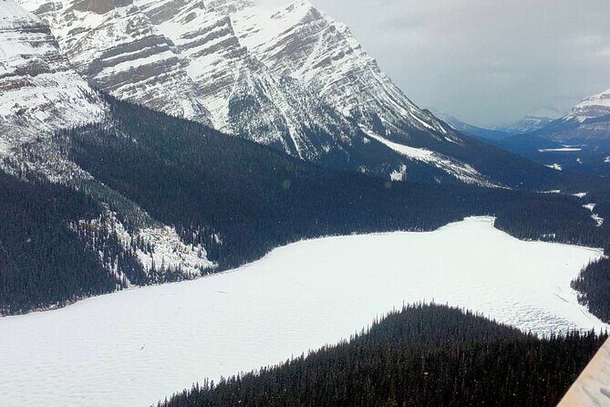Lake Louise Emerald Lake& Peyto Lake 3 lakes tour from Calgary - FAQ