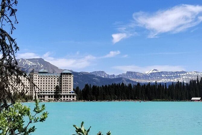Lake Louise Moraine and Emerald Lake Tour from Calgary Banff - Authentic Traveler Feedback