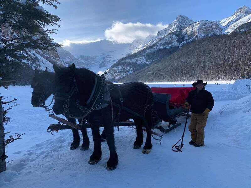 Lake Louise Winterland Tour - A Thorough Look at What This Tour Offers