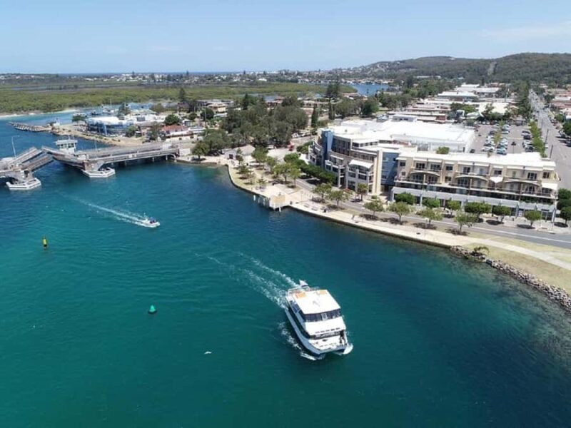 Lake Macquarie: Loop the Lake Cruise with Lunch - Price and Value