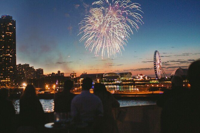 Lake Michigan 21+ July Fireworks Buffet Dinner Cruise - An In-Depth Look at the Experience
