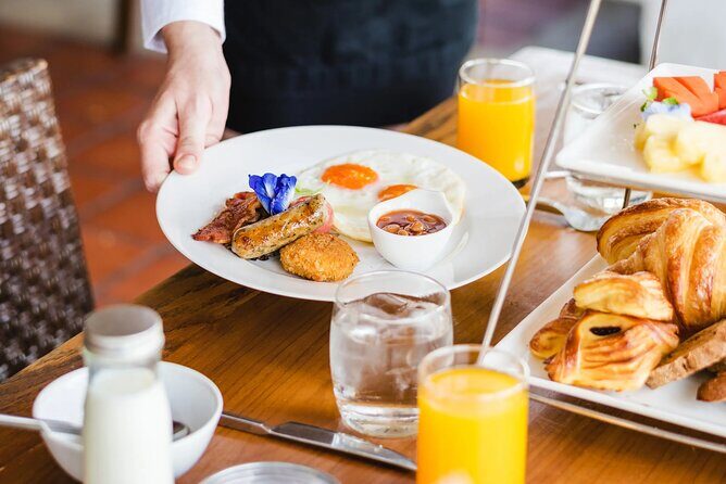 Lake Minnetonka Sunday Brunch Cruise - Key Points