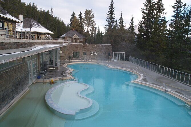 Lake Minnewanka Cruise, Banff Gondola, Bow Fall and Top 3 Lakes - FAQs