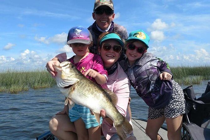 Lake Okeechobee Fishing Trip Near Fort Myers - Starting Point: Jolly Roger Marina in Clewiston
