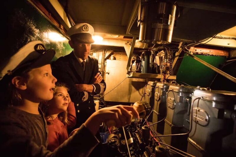 Lake Te Anau: 3-Hour Boat Cruise with Guided Walk - The Sum Up