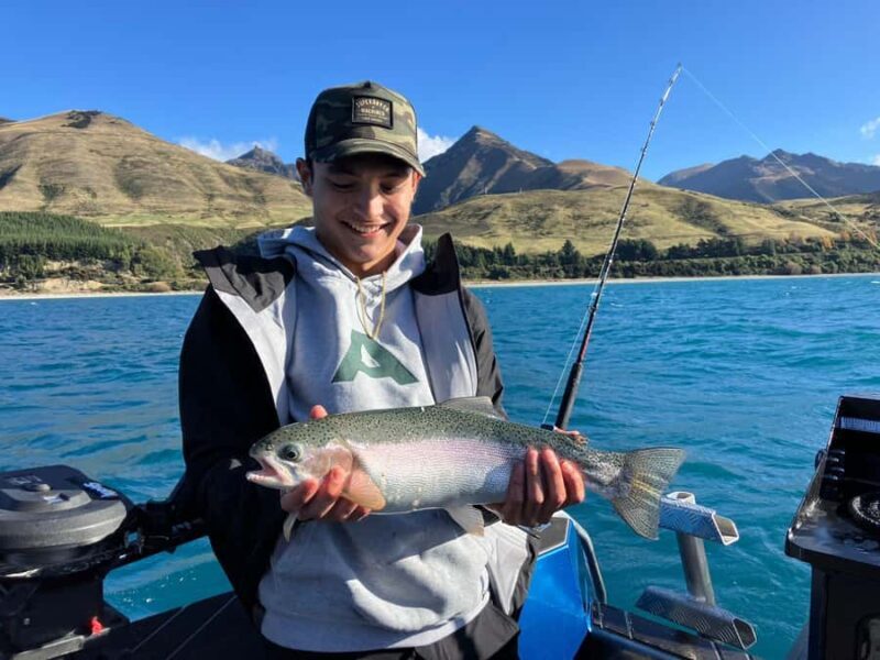 Lake Wnaka: 3 hour Fishing Adventure by Boat - An Honest Look at the 3-Hour Lake Wnaka Fishing Trip