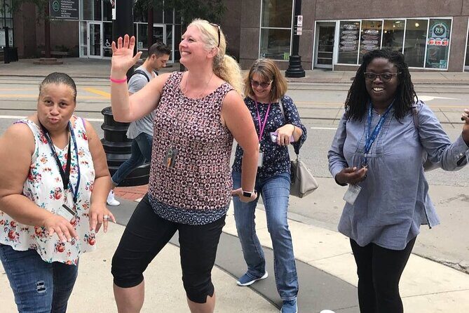 Lakeland City Scavenger Hunt Excursion by Crazy Dash - What to Expect During Your Lakeland Adventure