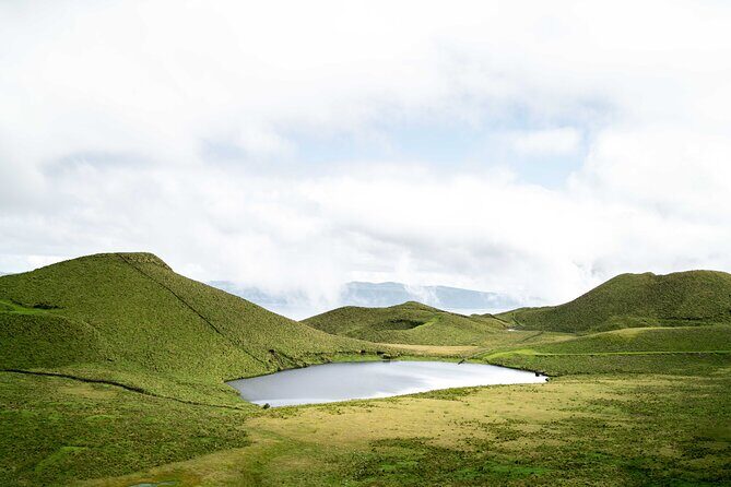 Lakes and Volcanoes Private Tour (Full Day) - The Experience in Action: What to Expect