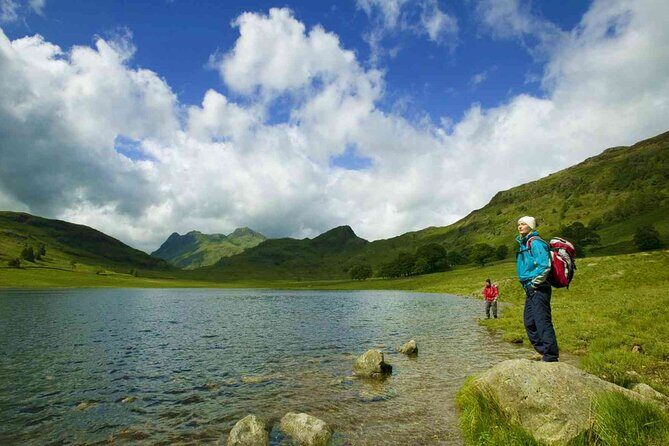 Lakes & mountains, spectacular scenery with an easy short walk - Key Points