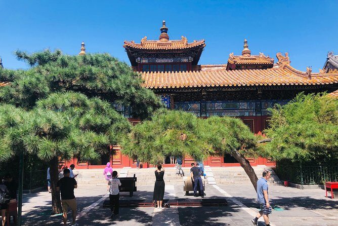 Lama Temple, Hutong and Silk & Pearl Market Private Day Tour - Logistics and Value