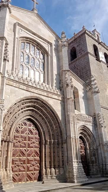 LAMEGO: Gastronomy and History of the City on Foot 3H - An In-Depth Look at the Lamego Experience