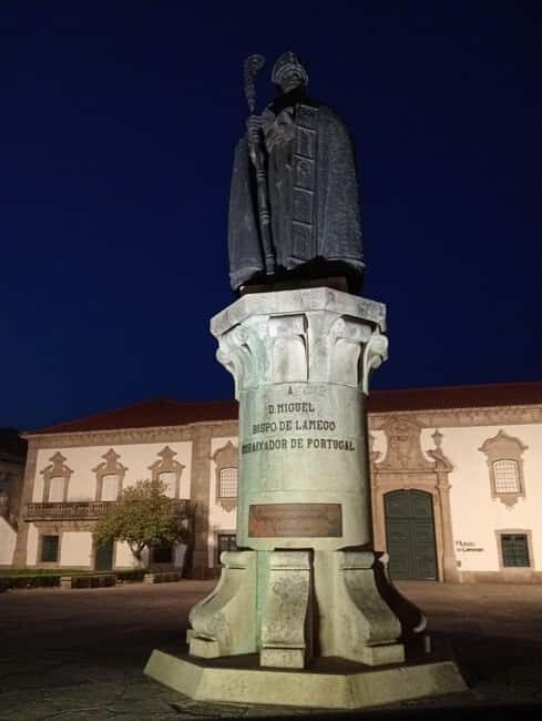 Lamego: Guided night walking tour - A Night in Lamego: An Experience Beyond the Daylight