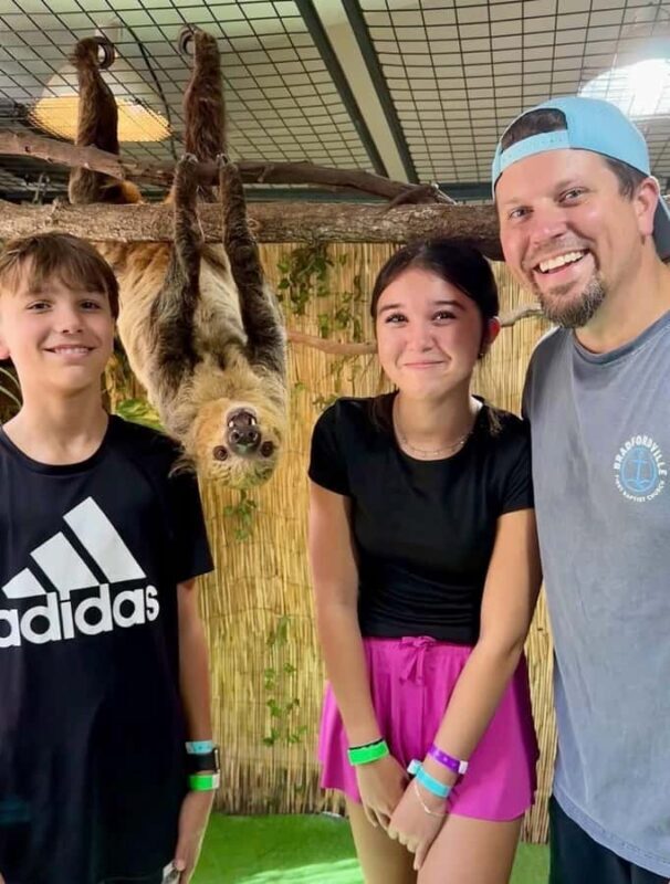 Lamont: Sloth Encounter at North Florida Wildlife Center - Who Should Consider This Experience?