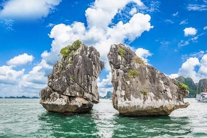 Lan Ha Bay Day Tour from Hanoi  All-Inclusive Cruise Experience - Viet Hai Village: Land of Traditional Charm