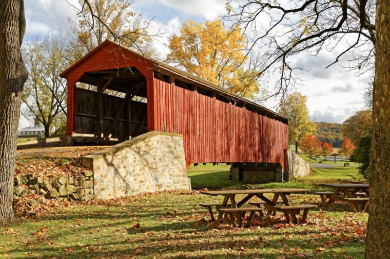 Lancaster: Downtown & Amish Country Authentic Lancaster Tour - Key Points