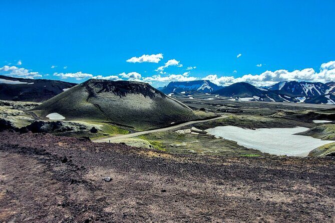 Landmannalaugar, Hekla, Sigoldugljufur 4x4 tour with Hiking - Landmannalaugar: Nature’s Palette and Hot Springs