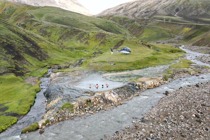 Landmarks from Above: Helicopter tour with 3 Landings - A Detailed Look at the Experience