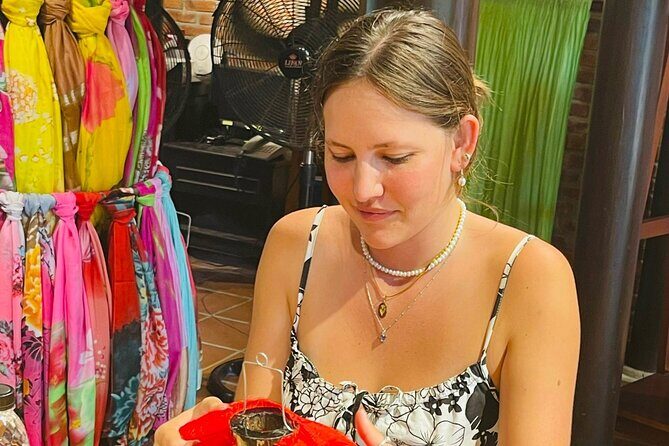 Lantern Making class with Ms. My in Local's Home - Authentic Experience and Value