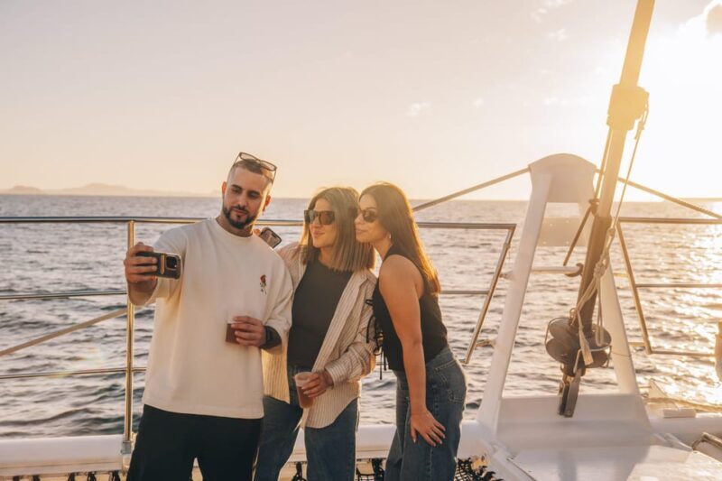 Lanzarote: Dolphin-Watching Sunset Cruise with Transfers - FAQ