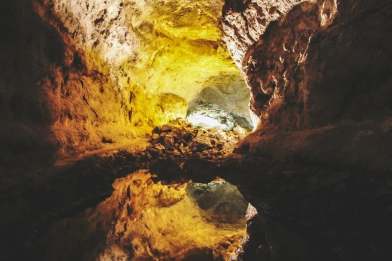 Lanzarote: Full-Day Island Highlights Tour - Authentic Experiences & Hidden Gems