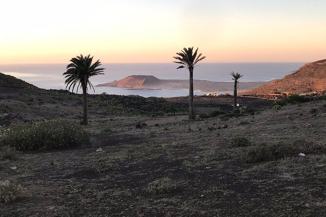 Lanzarote Highlights. Private Tour with Pickup (price per vehicle, not p.p.) - Transportation and Duration: What You Need to Know