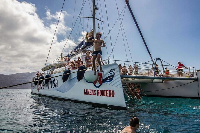 Lanzarote: La Graciosa island cruise with lunch and water activities - What the Tour Includes & What to Keep in Mind