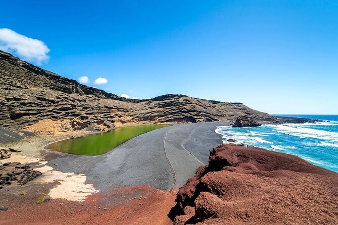 Lanzarote Tour with Timanfaya National Park and El Golfo - Exploring Lanzarote’s Volcanic Landscapes and More