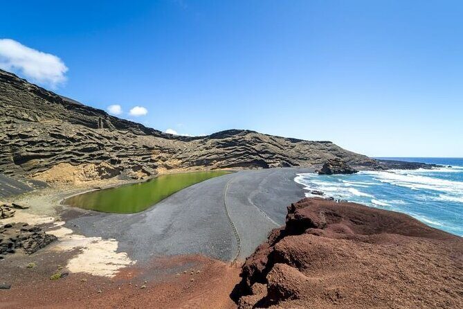 Lanzarote Volcanoes Tour departing from Fuerteventura - Exploring the Itinerary in Depth