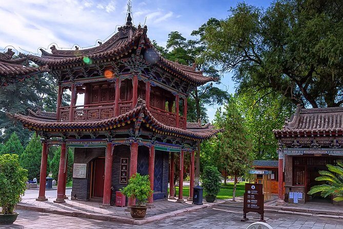 Lanzhou Private Day Trip to Zhangye Danxia Geopark, Dafo Temple by Bullet Train - Discovering Dafo Temple in Zhangye