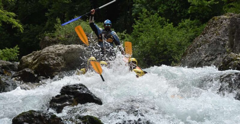 Lao River: 11 Km Classic Rafting medium descent - Lao River: 11 Km Classic Rafting Medium Descent