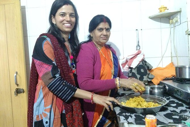 Large Group / Family Vegetarian Cooking Class in Jaipur with an Expert Home Cook - A thorough look at what this Jaipur cooking class offers