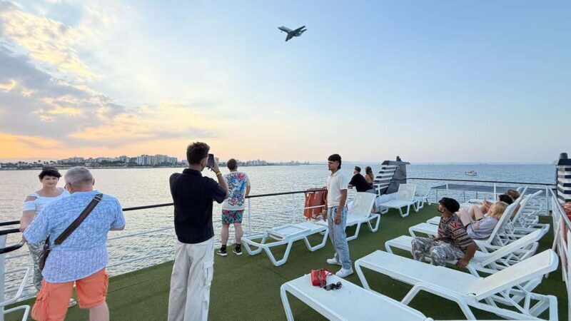 Larnaca: Disco Sunset cruise - Key Points