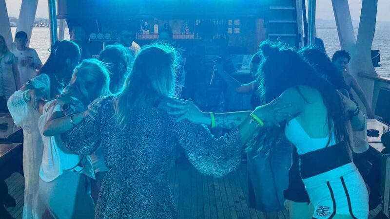 Larnaca: Disco Sunset cruise - What Is the Disco Sunset Cruise?