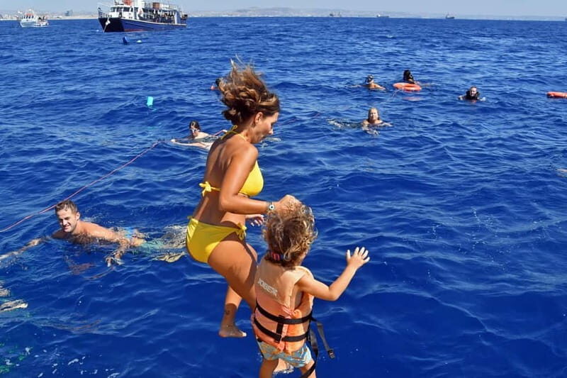 Larnaca: Yellow Submarine Swim Cruise with Unlimited Drinks - What Some Reviewers Loved