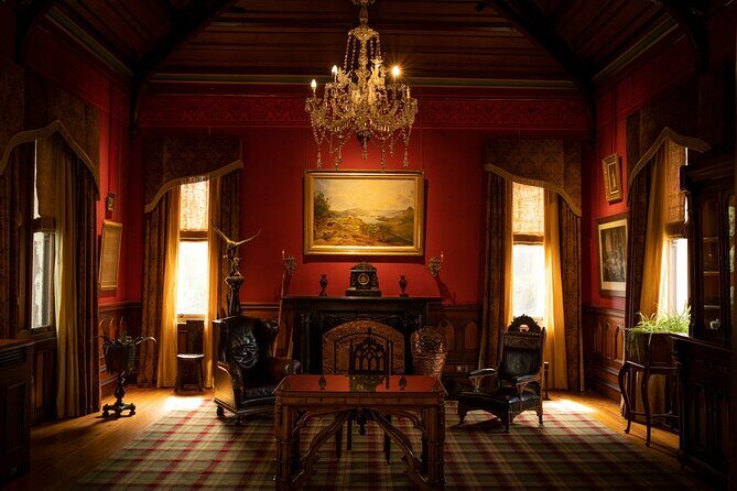 Larnach Castle & Otago Wildlife Cruise from Dunedin - Multiple Highlights in One Day