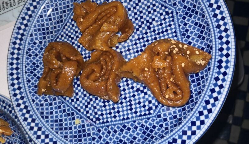 Las Palmas: 100% Local Tapas & Beach views - Key Points