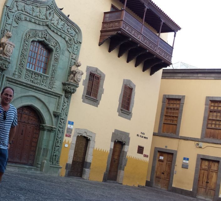 Las Palmas: Private Old City Guided Walking Tour with Tapas - Why This Tour Stands Out