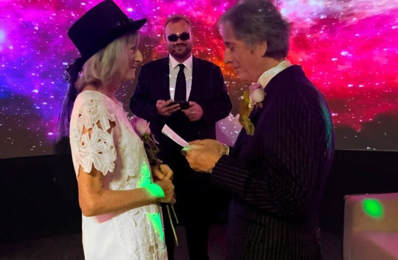 Las Vegas: Area 51 Wedding Ceremony + Stunning Photography - A Unique Wedding Experience in Las Vegas: Area 51 Wedding Ceremony + Stunning Photography