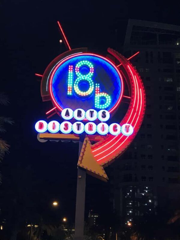 Las Vegas: Arts District Walking Tour - Key Points