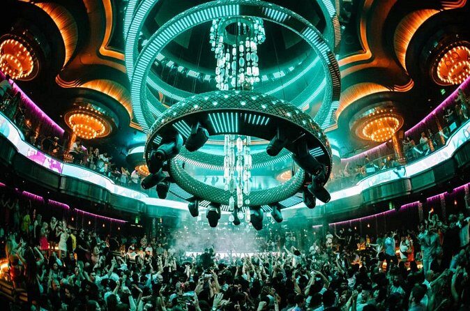 Las Vegas Club Crawl with Party Bus and Free Drinks - FAQ: Your Questions about the Vegas Club Crawl Answered