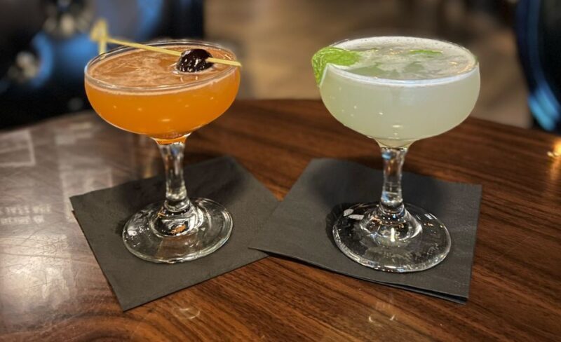 Las Vegas: Fremont Experience Guided Walking Tour & Drinks - The Sum Up