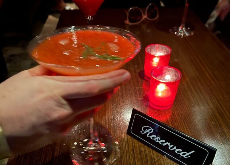 Las Vegas: Fremont Experience Guided Walking Tour & Drinks - FAQ
