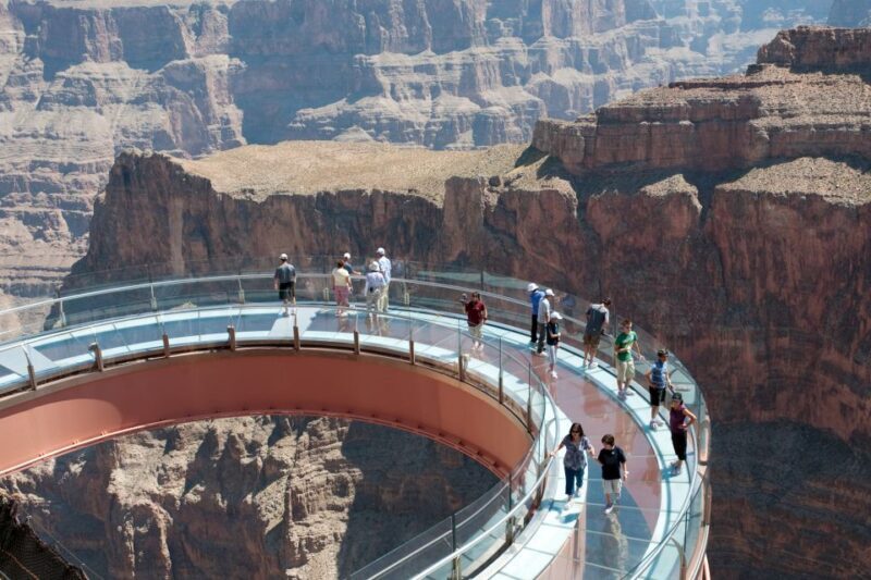 Las Vegas: Grand Canyon West Bus Tour with Guided Walk - The Itinerary in Detail