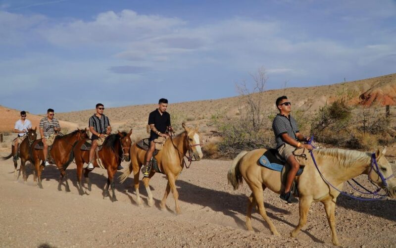 Las Vegas: Horseback Riding Tour with Lunch - Who Should Book This Experience?