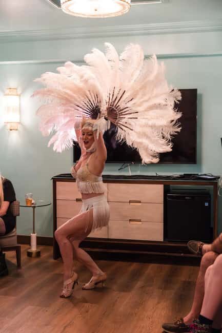 Las Vegas: Immersive 1920s Night Tour with Cocktails & Flask - FAQs
