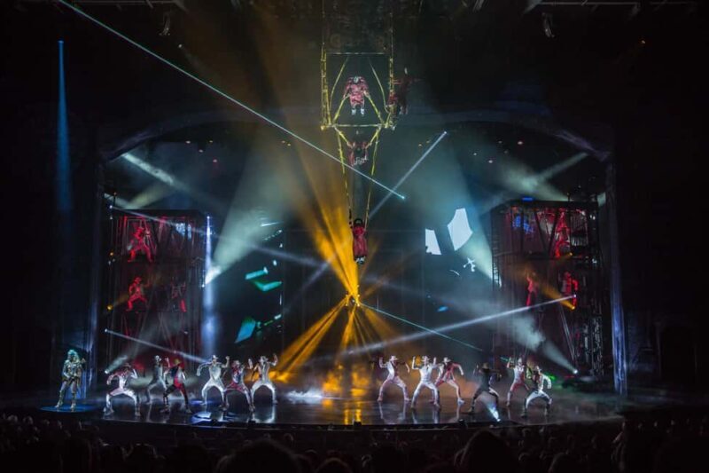 Las Vegas: MJ One Show VIP Experience - Key Points